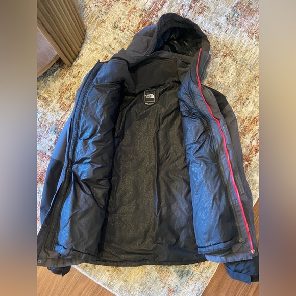 The north face HYVENT jacket - Picture 3 of 5